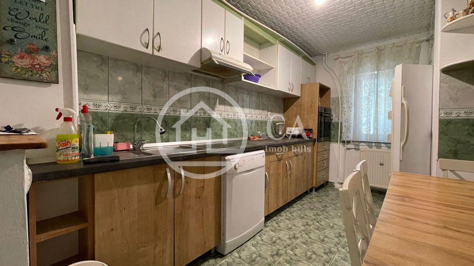 Apartament cu 4 camere de inchiriat in zona Rogerius, Oradea - Poză 3