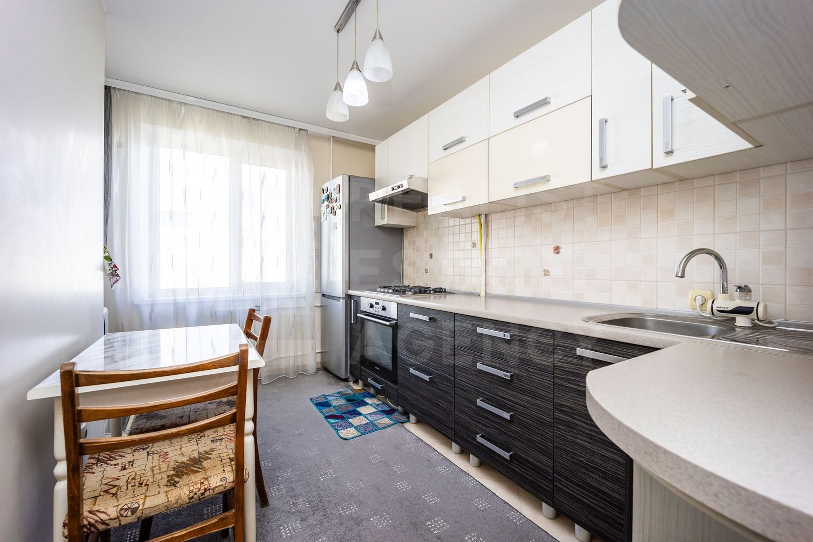Vânzare, apartament 4 camere 86 mp , str. Milescu Spătaru, Ciocana - Poză 7