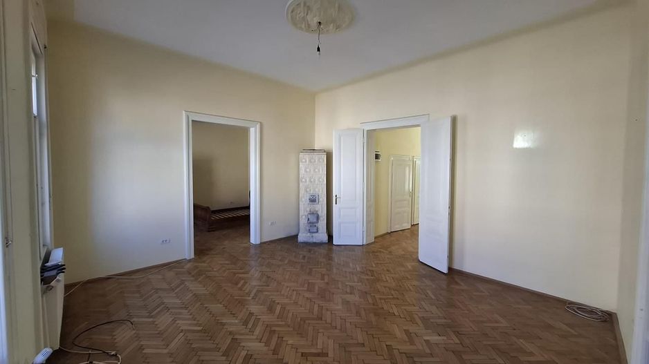 Semicentral 4 camere P-ta Maria-P-ta Sinaia et 1 - Poză 1