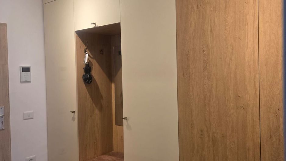 De inchiriat studio, zona Tractoru - Poză 10