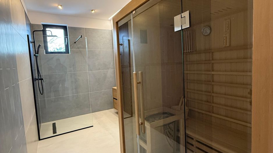 Vila complet finisata | Sauna | Cambridge School - Poză 12