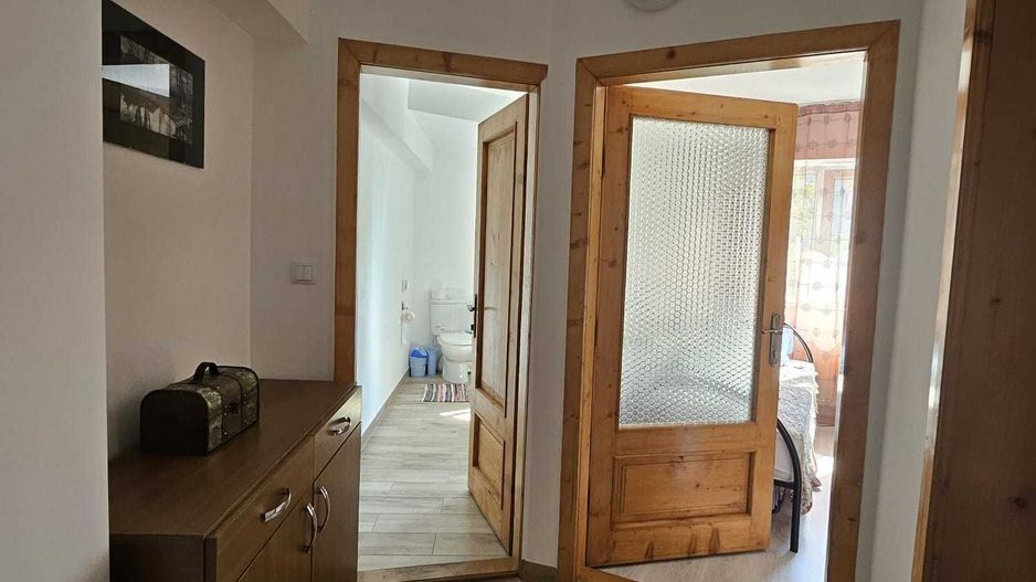 APARTAMENT 5 CAMERE 120000 euro negociabil - Poză 5