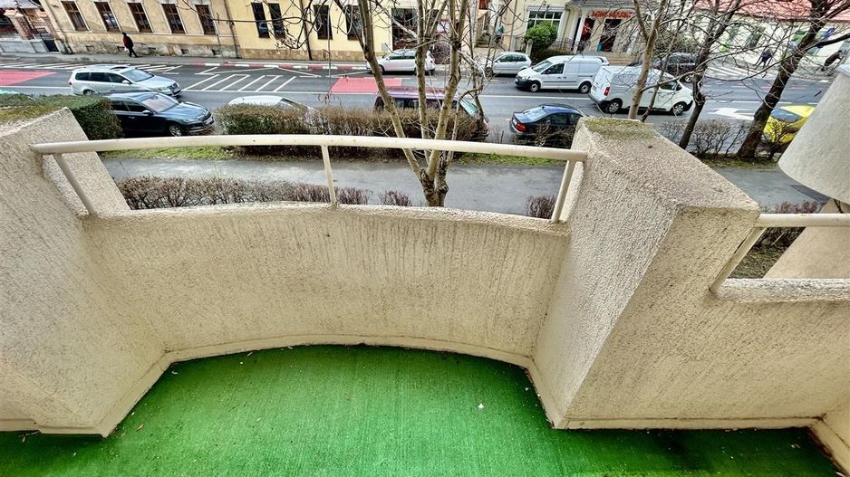 Apartament de închiriat în Sibiu – 3 camere, decomandat, 2 băi, 80 mp - Poză 20