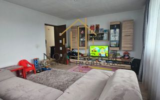 Casă / Vilă cu 5 camere de vânzare în Preajba - Poză 6