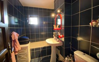 Apartament spatios cu 3 camere, situat in zona Ultracentrala - Poză 6