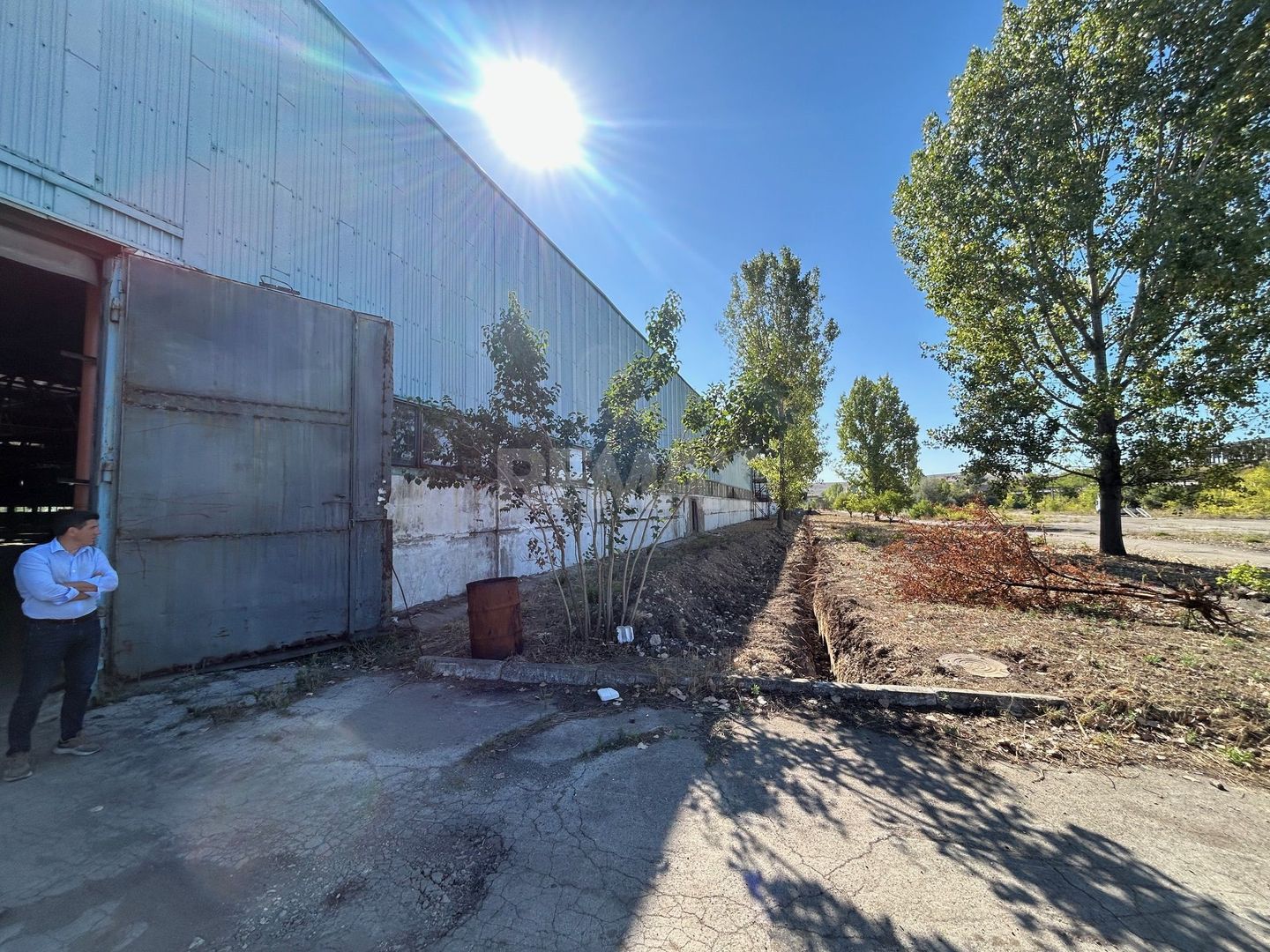 Chirie Spatii industriale 1500-80000 m² - Poză 12