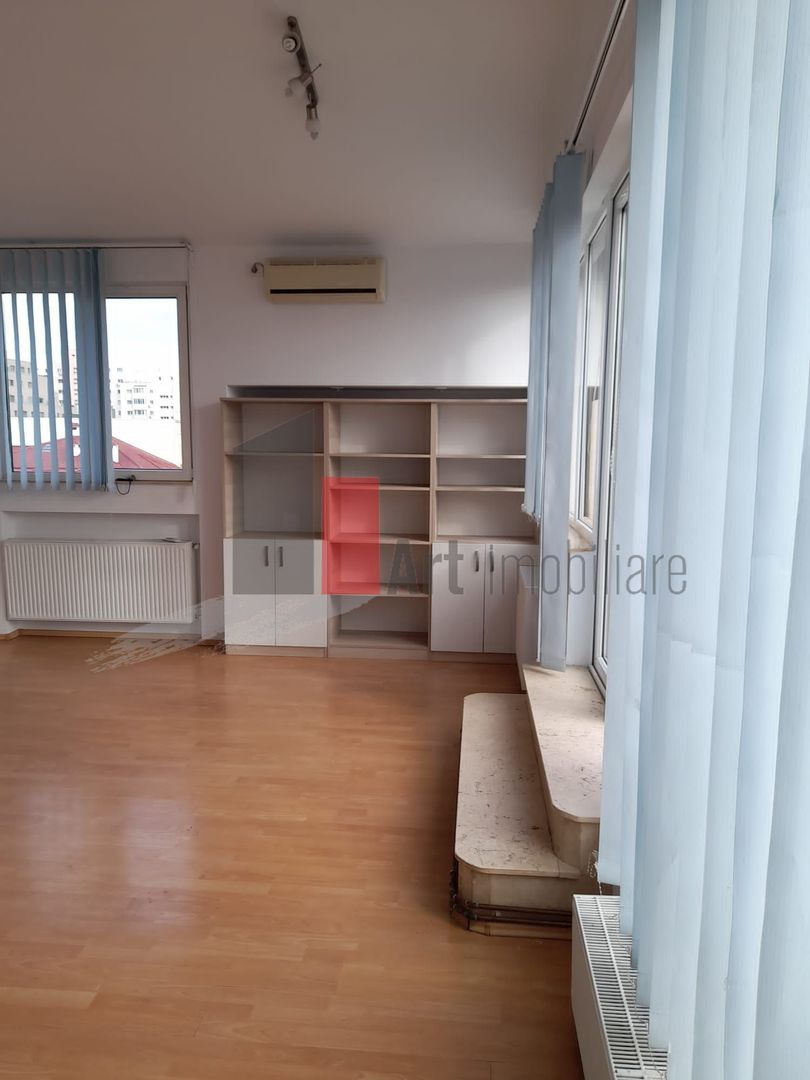 Spatiul "VELIKOM" , Stefan cel Mare, imobil birouri, 105mp(inclusiv terasa 50mp) - Poză 2