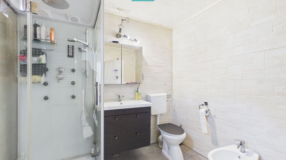 Casă 4 camere, 2 bucătării, 2 băi – zona UTA Arad - Poză 14