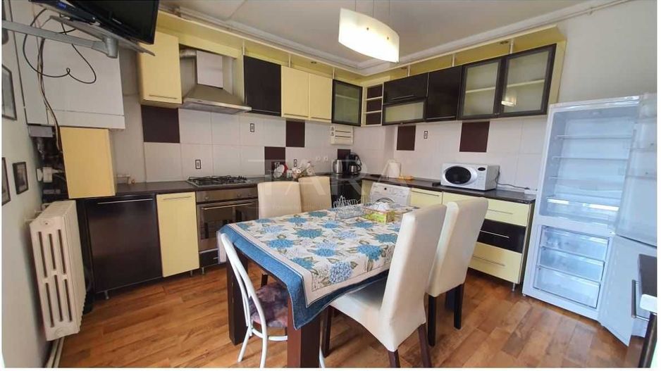 Apartament cu 4 camere în Zorilor, zona Spitalului de Recuperare - Poză 1