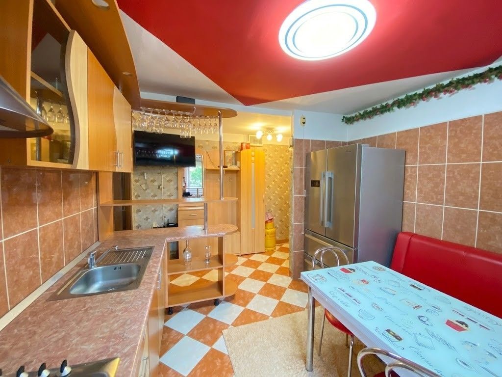 COMISION 0%, Apartament 2 Camere, RENOVAT, 58mp, IZOLAT, Zona Soarelui - Poză 2