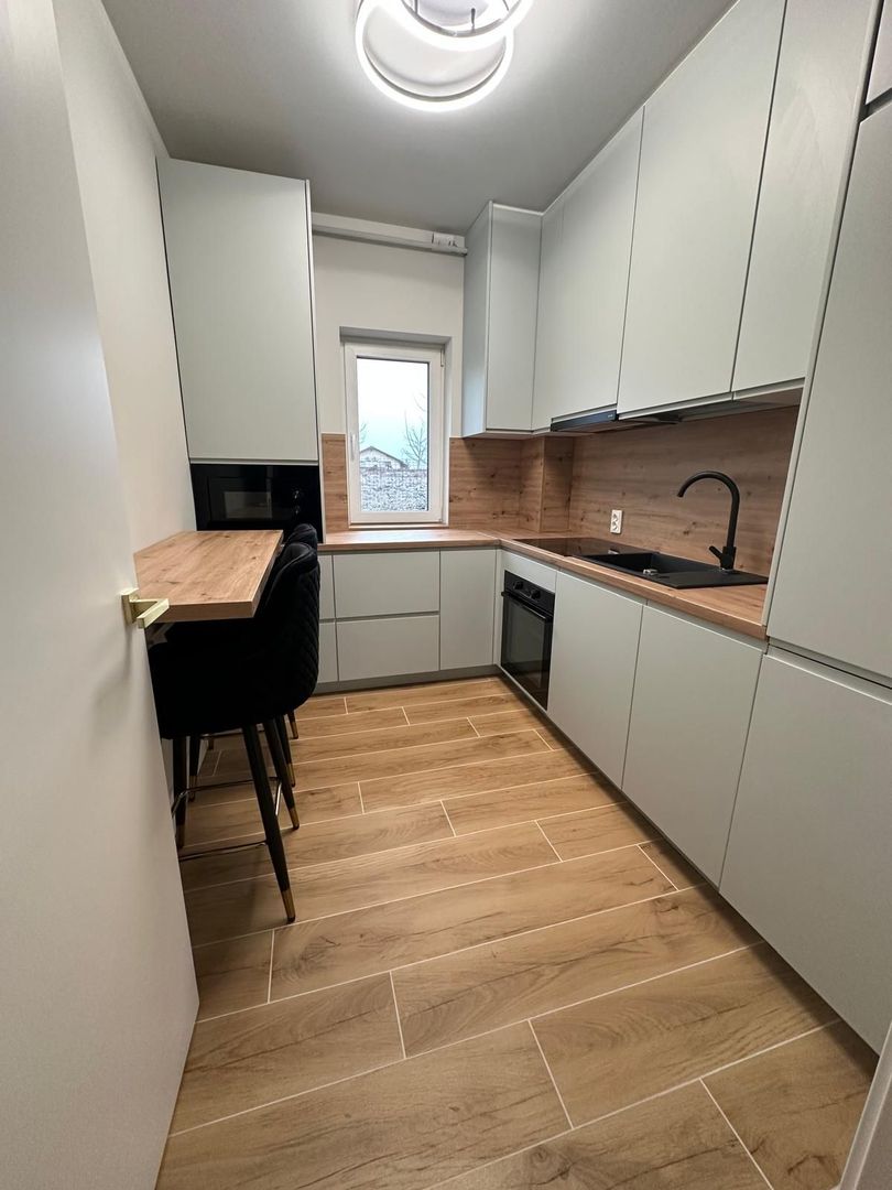 Apartament decomandat 2 camere Superfinisat cu Parcare - Poză 5