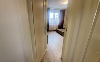 Apartament 2 camere, Hala Centrala, etaj 8, vedere panoramica, renovat - Poză 2