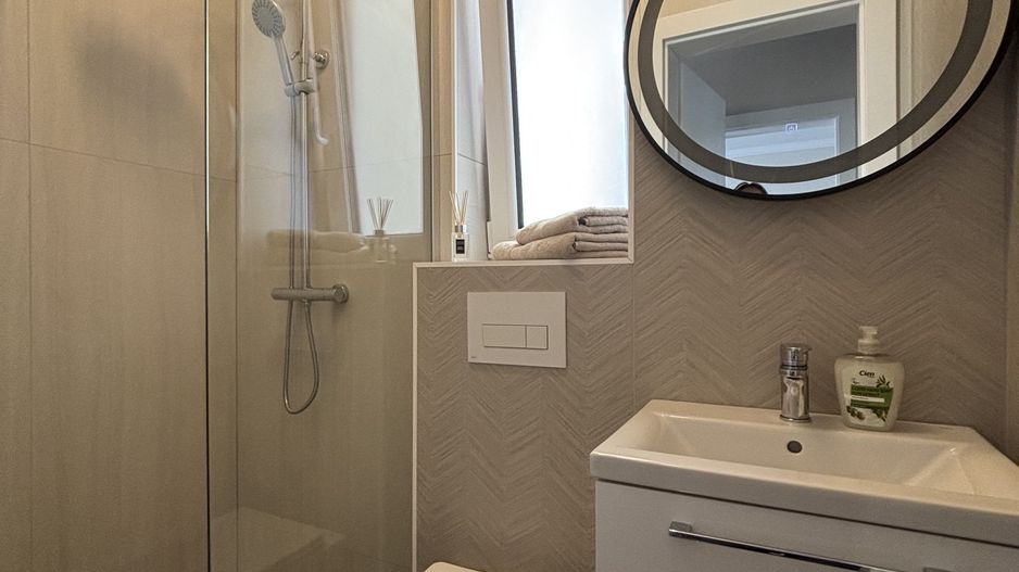 Lux și calitate în Mosnita Noua - Poză 44