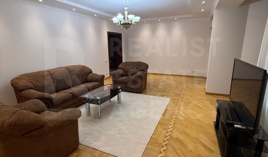 Chirie, apartament, 2 camere, bd. Ştefan cel Mare şi Sfânt, Centru - Poză 1