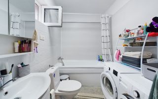 Casă individuală  pe un nivel cu 6 camere, teren generos, Giarmata - Poză 10