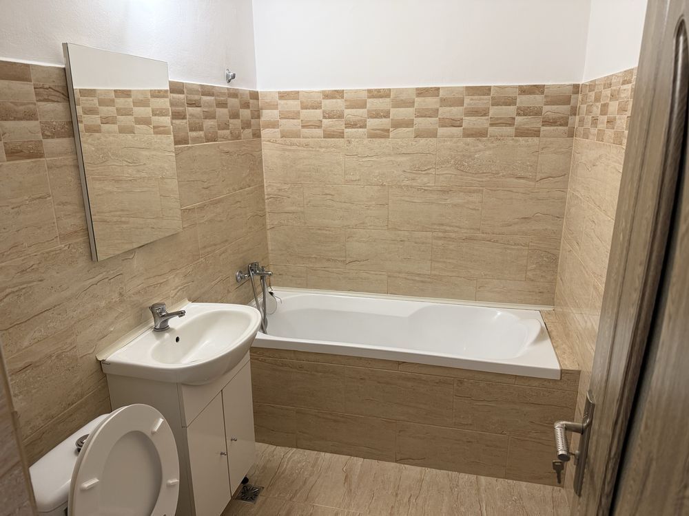 Apartament Carpati 2-Etaj 2-Mijloc - Poză 3