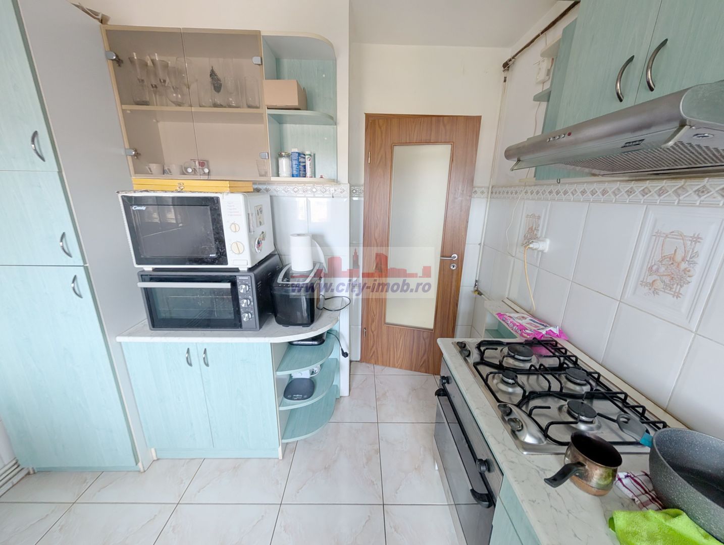 Vanzare Apartament 3 camere Curtea de Arges, Judetul ARGES - Poză 11