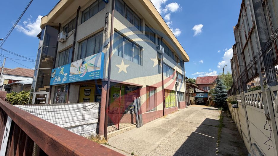 SPATIU BIROURI , COMERCIAL, CLINICA 700MP CU PARCARE - Poză 15