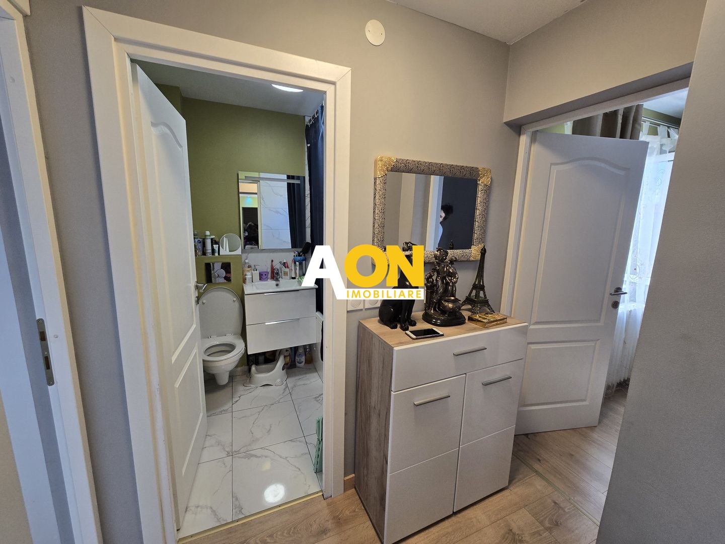 Apartament 3 Camere Complet Renovat si Mobilat, Cetate - Poză 6