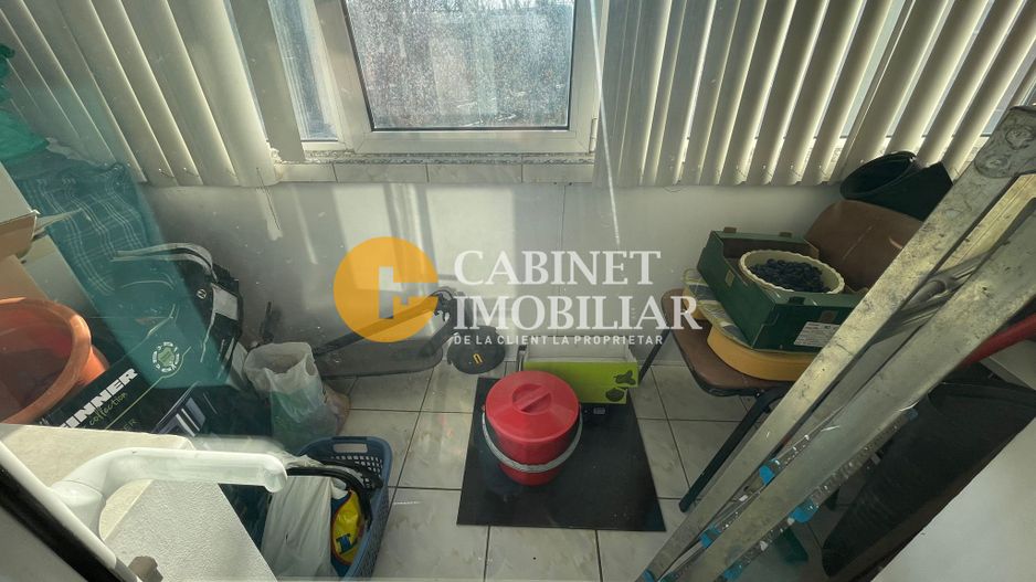 Nicolina 2 Clopotari - 3 camere decomandat - ETAJ 2/4 - 76mp - CT - Poză 6