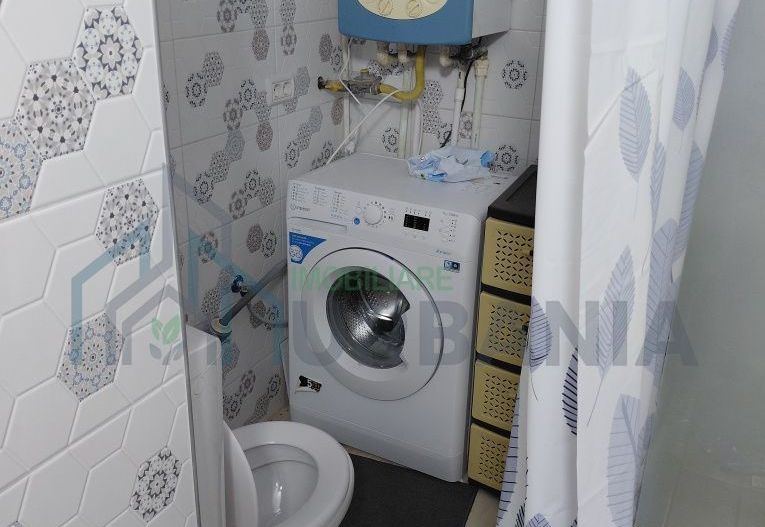 Apartament cu 2 camere, 42 mp, renovat, în Micro, strada Horia, Bloc F3B, parter, Pașcani - Poză 7