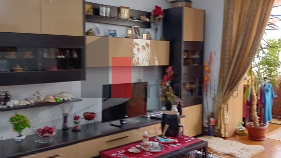 APARTAMENT 3 CAMERE SEBASTIAN - Poză 1