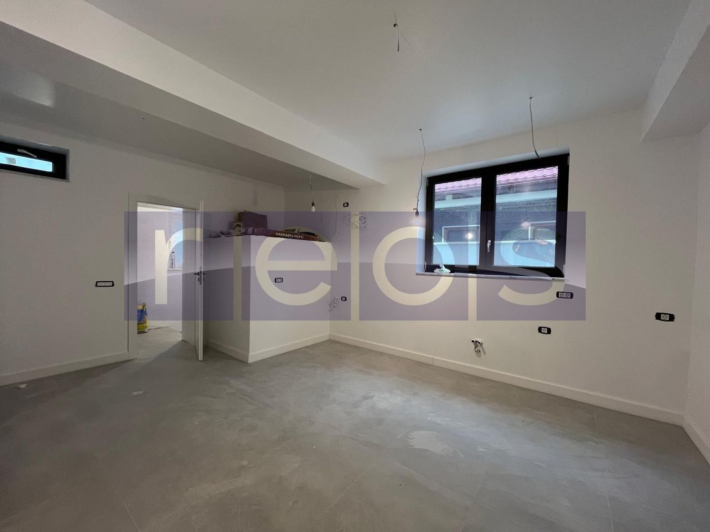 De Vânzare Vilă /Casa - Zona Vatra Luminoasă | Spațiu Generos 257 mp-7 camere - Poză 7