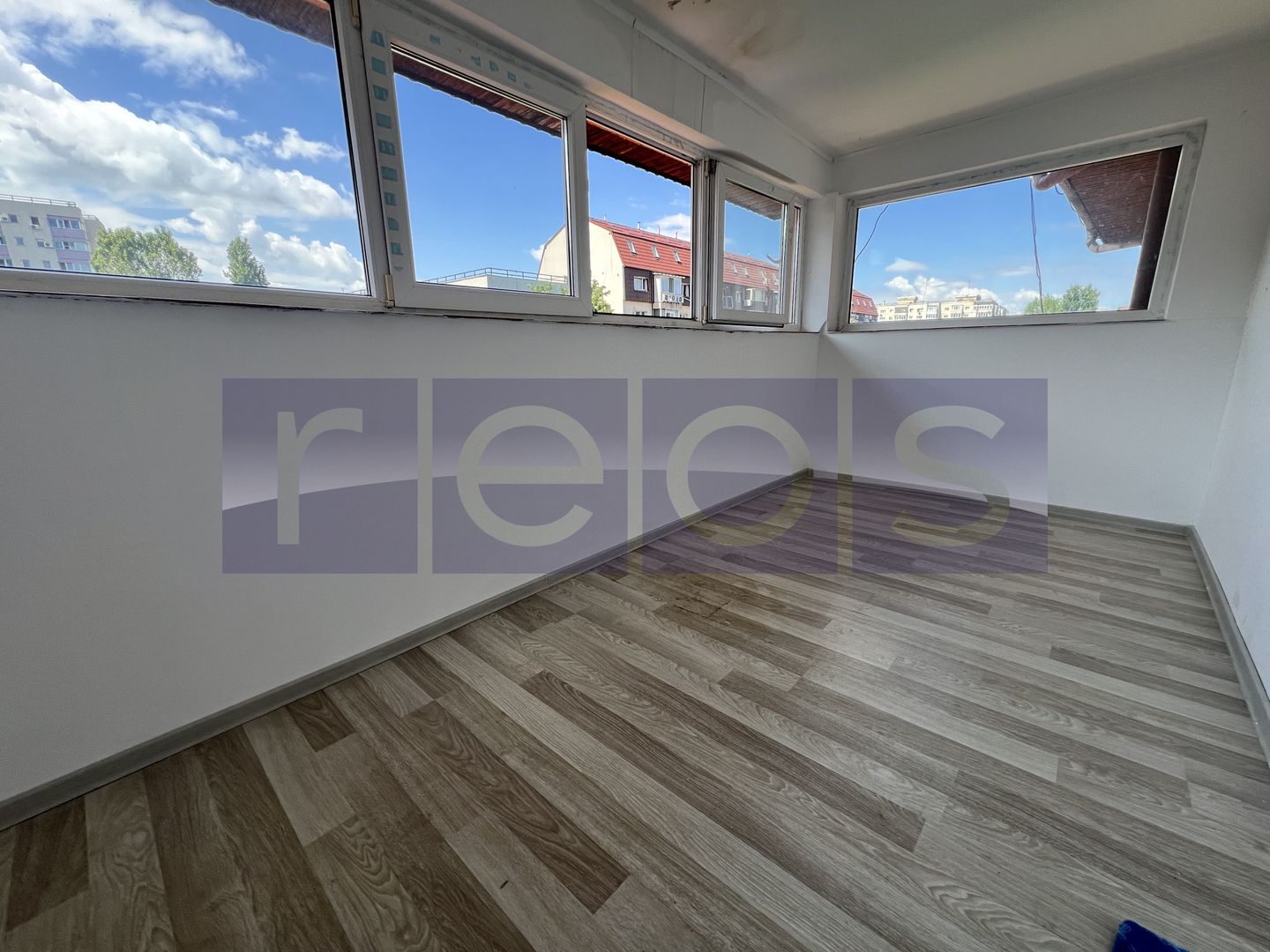 VANZARE CASA S+P+1+M SI SPATIU COMERCIAL | ZONA DRISTOR - Poză 17