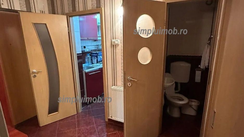 Decomandat 4 Camere Sector 3 Etaj Intermediar - Poză 11