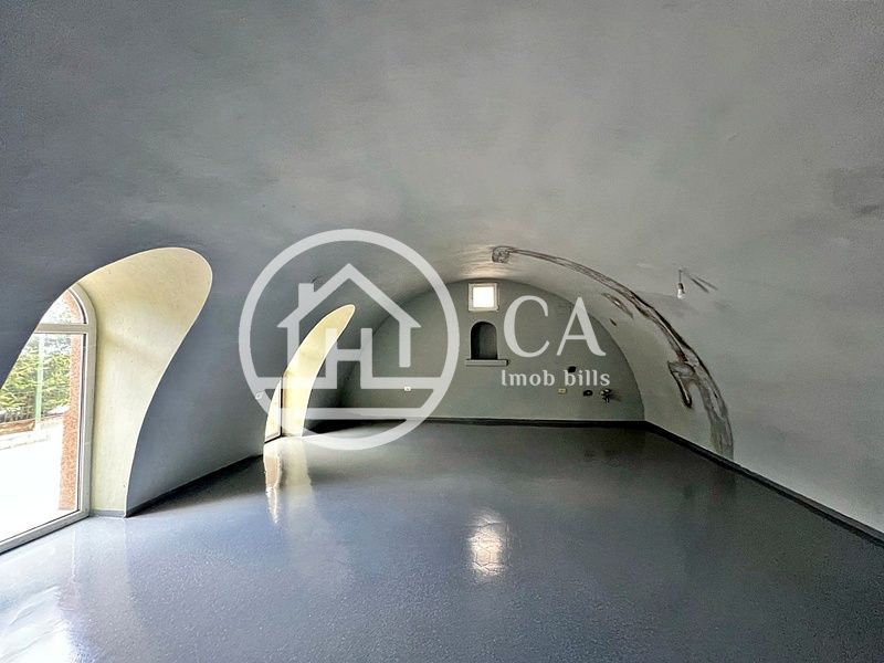 Casa de închiriat cu 11 camere în zona Gheorghe Doja, Oradea - Poză 15