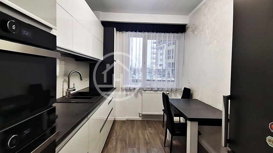 Apartament cu 3 camere de vanzare in Prima Onestilor,  Oradea - Poză 10