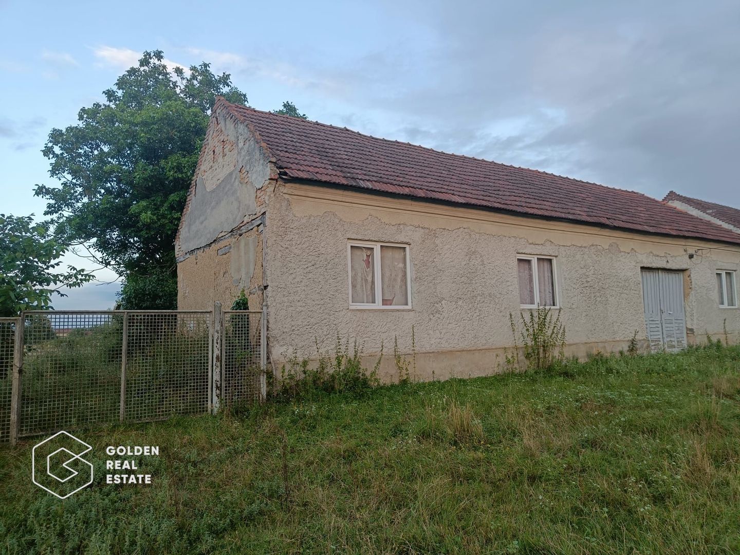 Casa cu 3 camere, comuna Birchis - Poză 2
