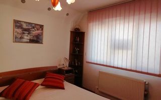 Apartament 3 camere in vila de inchiriat, central, Campina - Poză 7