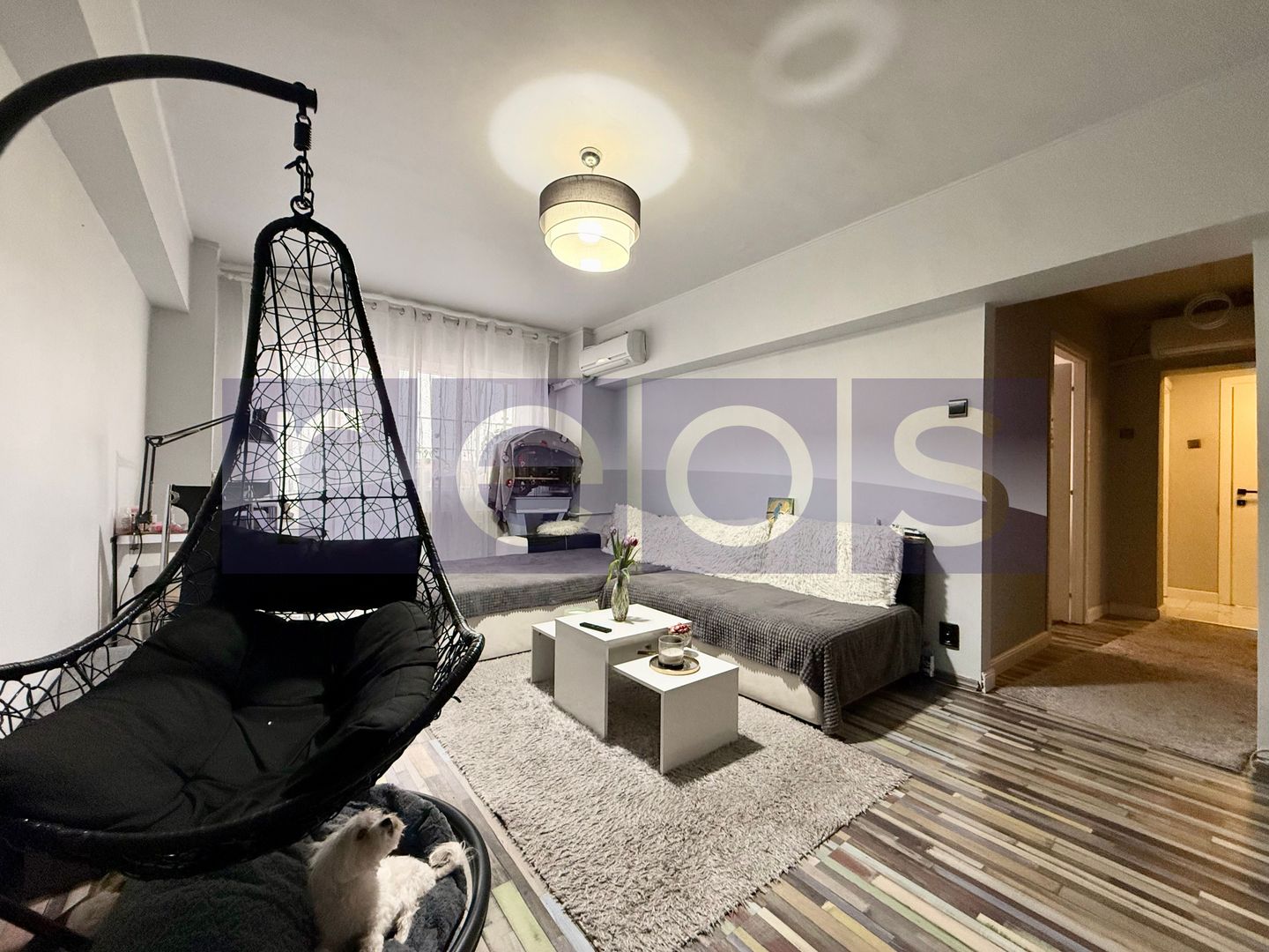 VÂNZARE 3 CAMERE | ZONA TITAN | LOC DE PARCARE - Poză 1