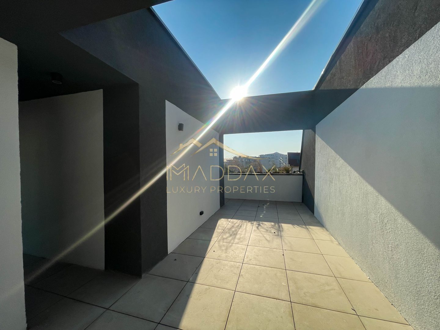 Impressive Penthouse-Triplex ** Green Building***/ 3 parking / Stefan Cel Mare - Poză 7