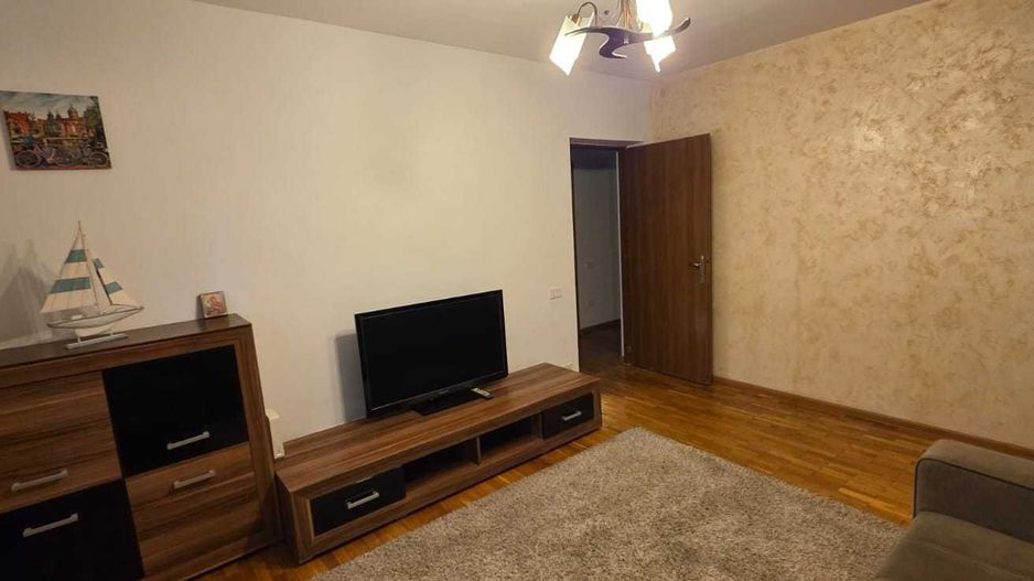 Apartament 3 camere de inchiriat - Poză 2