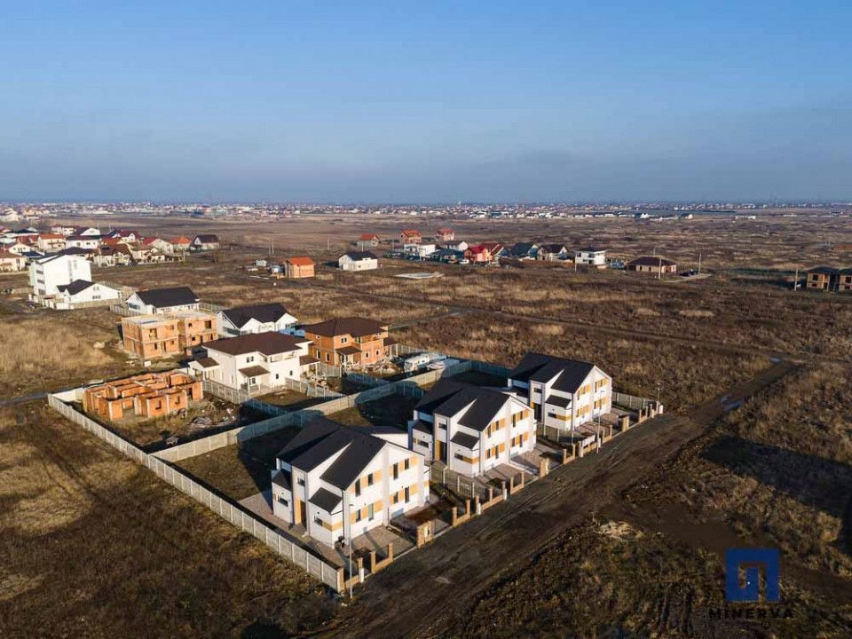 Duplex cu 4 camere si teren generos de 352 mp – Mosnita Noua - Poză 41