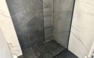 Spațiu de birou de închiriat – 2 camere, balcon generos – Turnișor - Poză 8