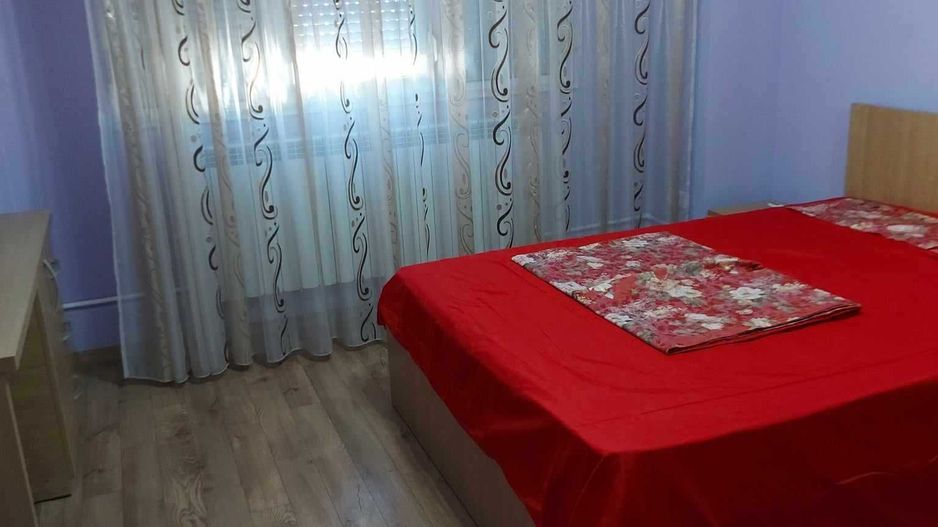 Apartament  3 camere ,dec., Micro20 - Poză 6