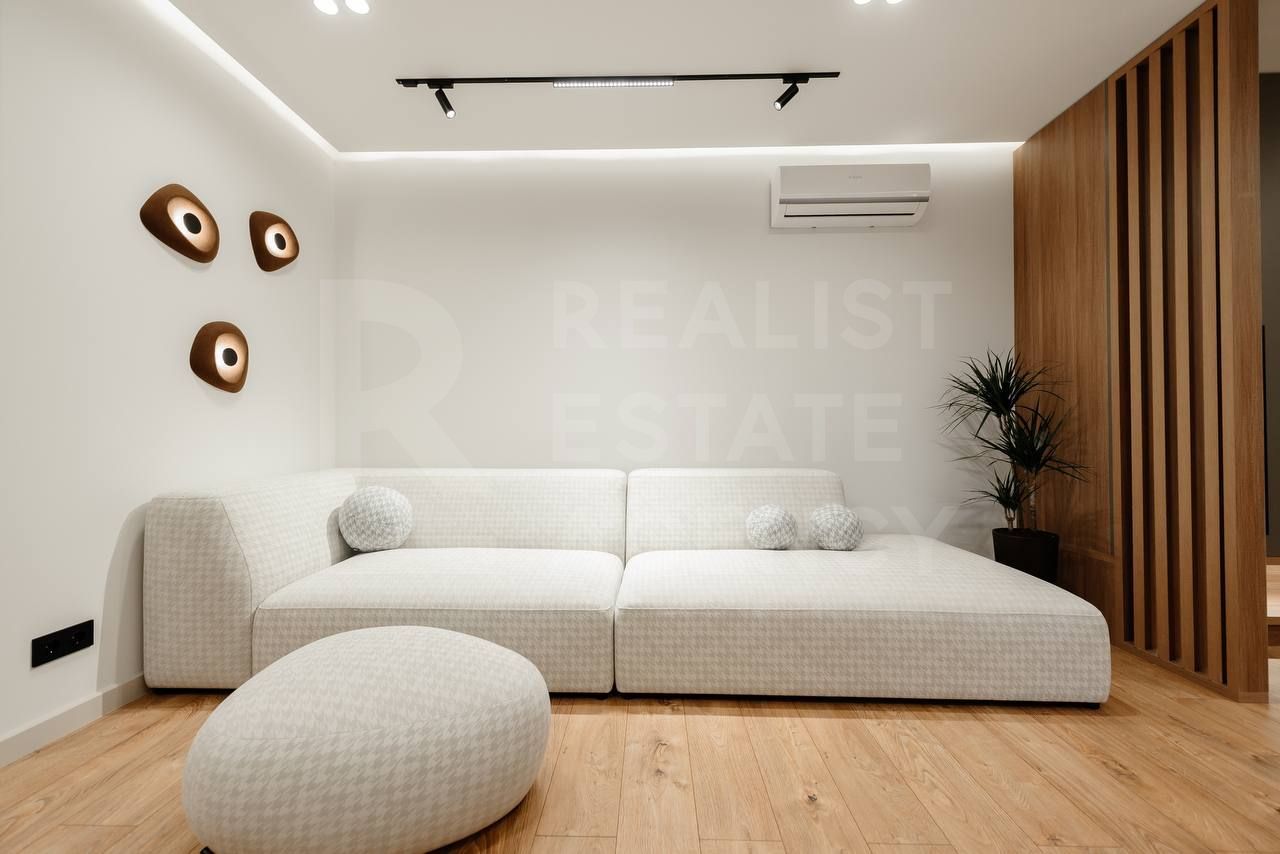 Vânzare, apartament, 2 camere, str. Vasile Lupu, Buiucani - Poză 1