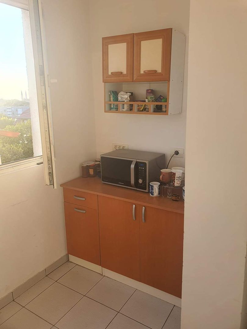 Decomandat aproape de Spitalul Judetean - Poză 6