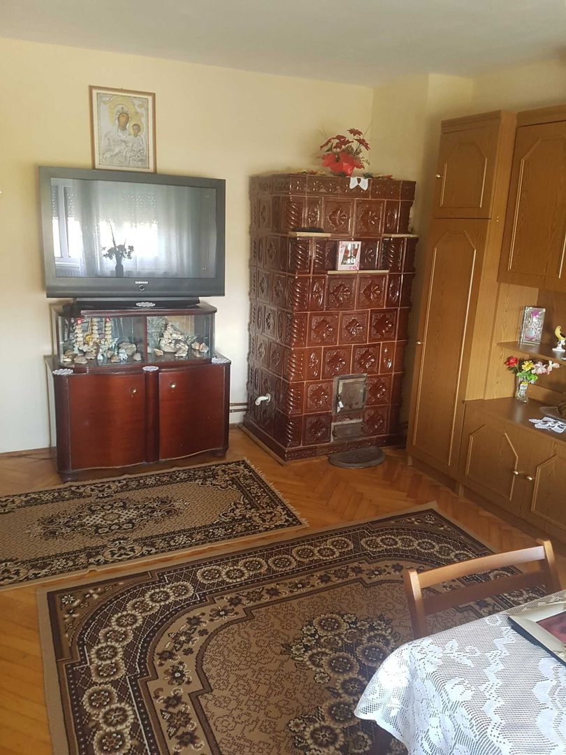 BRASADAS vinde ap 3 cam Carpati 2, la parter. - Poză 2