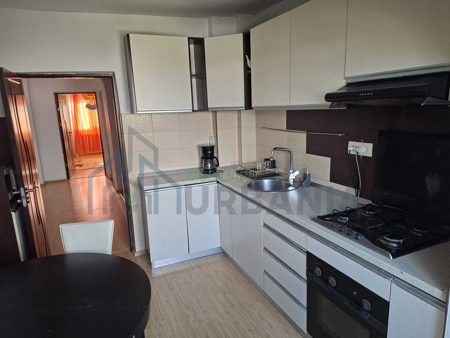 P.F. inchiriez apartament 3 camere Lunca Cetatuii - Poză 7