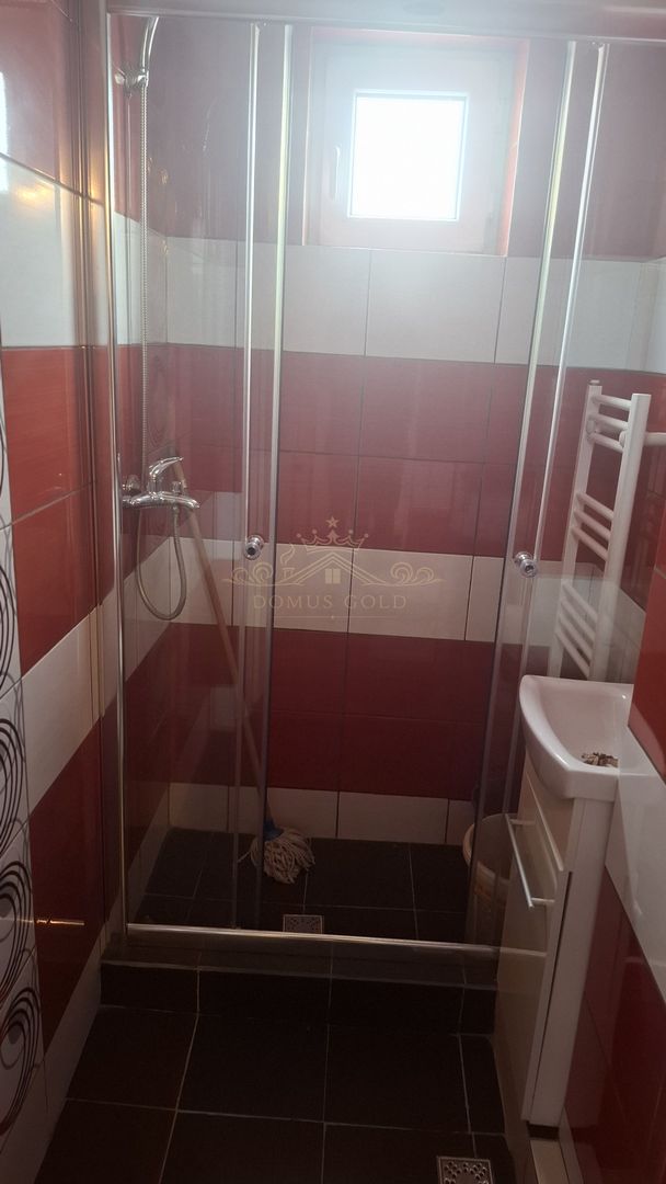 Vind urgent apartament in Turda . - Poză 8