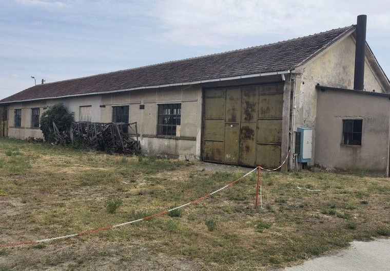 Proprietate industriala la 30 km exterior sud Timisoara - Poză 29