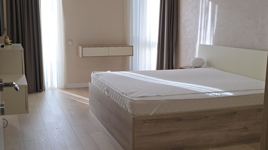 Inchiriere apartament 3 camere lux - 1 Mai - Poză 3