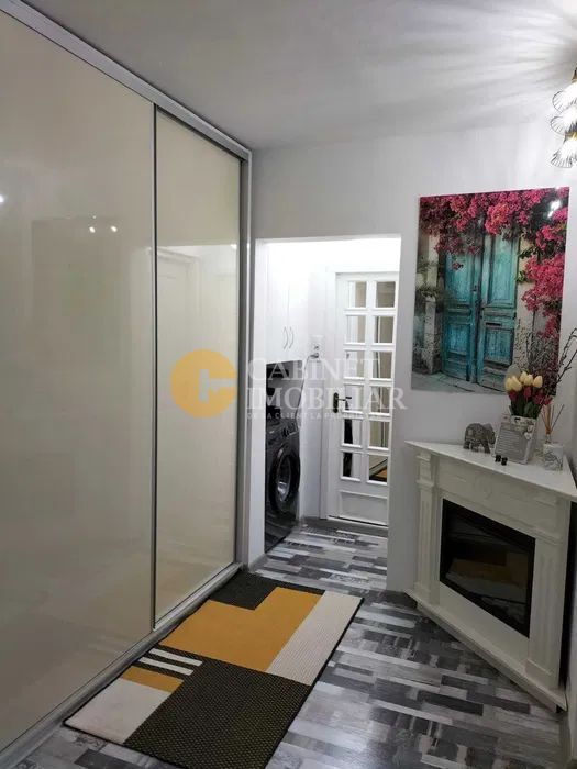 Nicolina- Apartament 2 Camere Decomandat Etaj 3 -Bloc 1984 - Poză 1