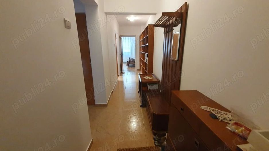 Apartament 3 camere, 3 balcoane, Teiul Doamnei – bloc reabilitat - Poză 1