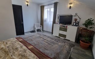Casa 5 Camere, Zona Cetate, Ultrafinisata - Poză 11
