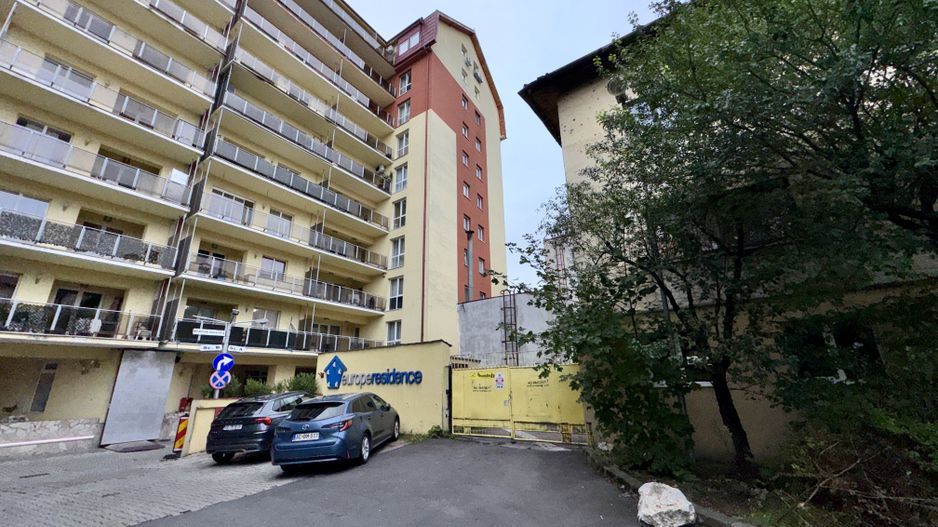 Apartament luminos cu 3 camere, complet mobilat, vedere panoramică spre Tâmpa - Poză 21